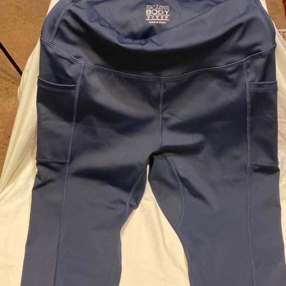 NWOT Workout leggings